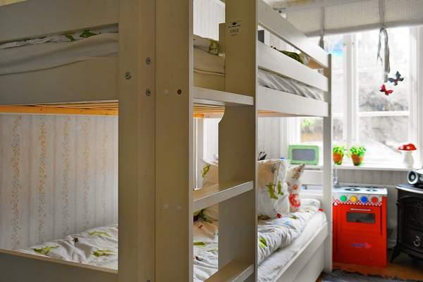 Schlafzimmer mit Etagenbett title=